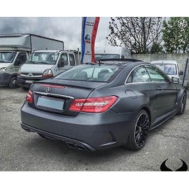 MERCEDES BENZ W207 ZESTAW STYLIZACYJNY BLACK SERIES
