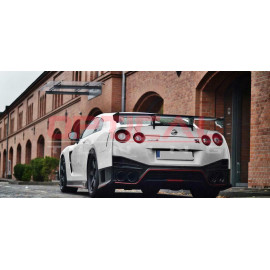 Nissan GTR R35 LB Body KitNissan GTR R35 Nismo Spoiler na Klape