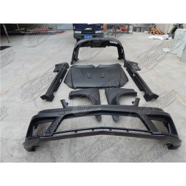 MERCEDES W204 SEDAN - ZESTAW STYLIZACYJNY BLACK SERIES